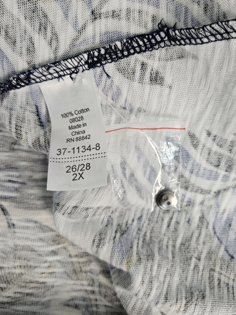 Woman Within Cotton Blue Leaf-Print Women's Henley Top Size 2X/ 26/28 NWOT - Picture 6 of 7